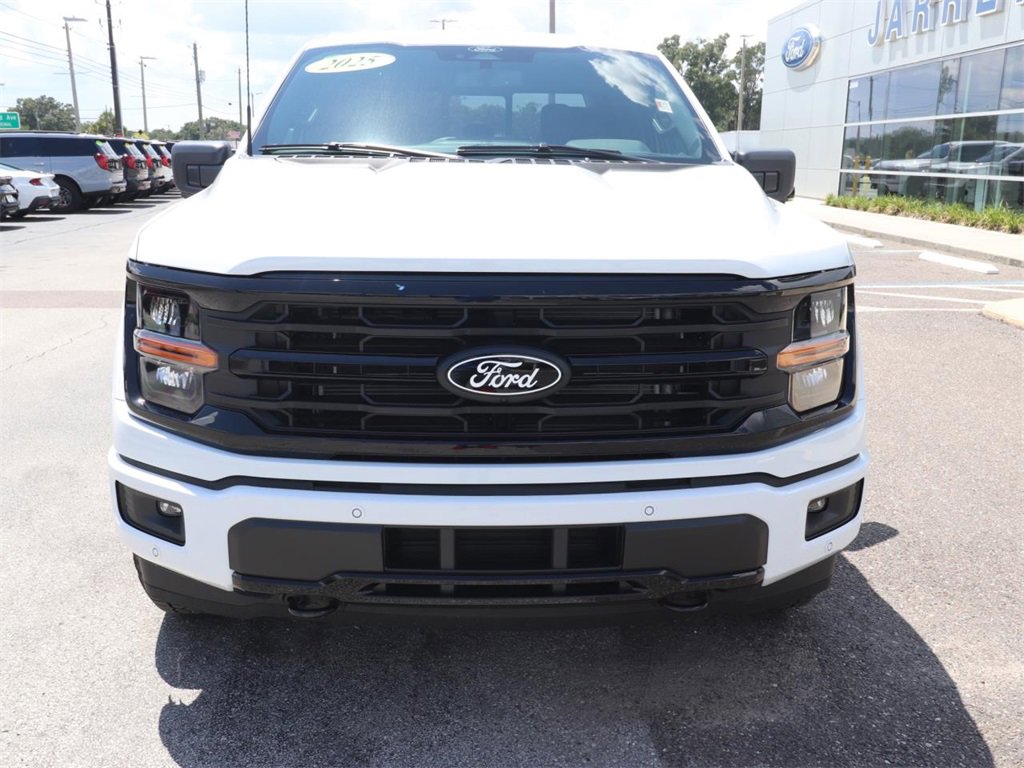 2025 Ford F-150 XLT photo 3