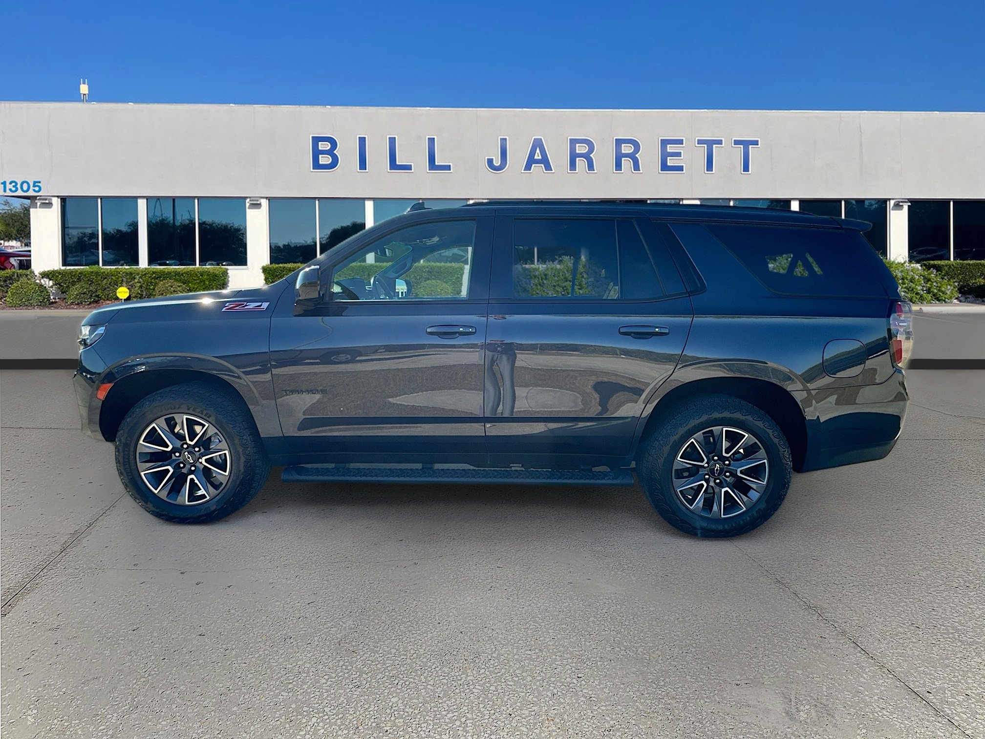 2023 Chevrolet Tahoe Z71 photo 4