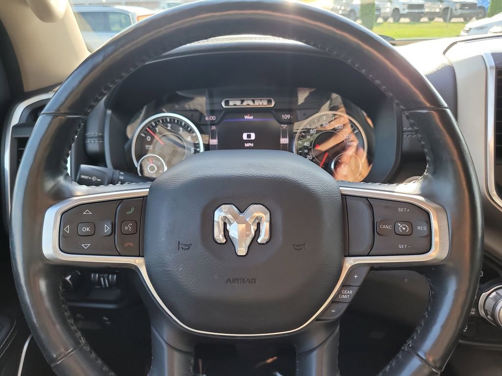 2020 Ram 1500 Laramie photo 25