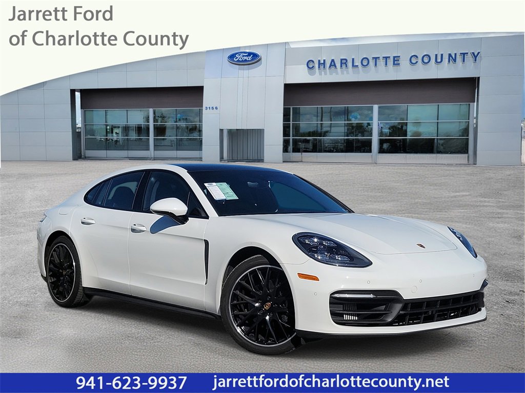 2022 Porsche Panamera