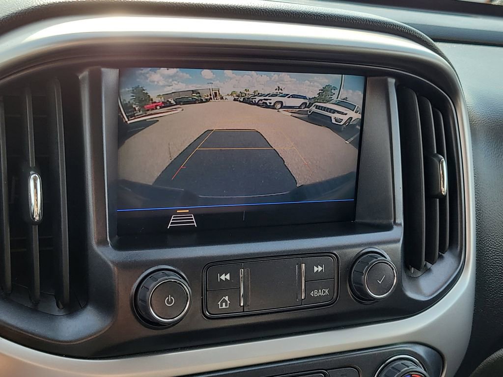2022 Chevrolet Colorado LT photo 18
