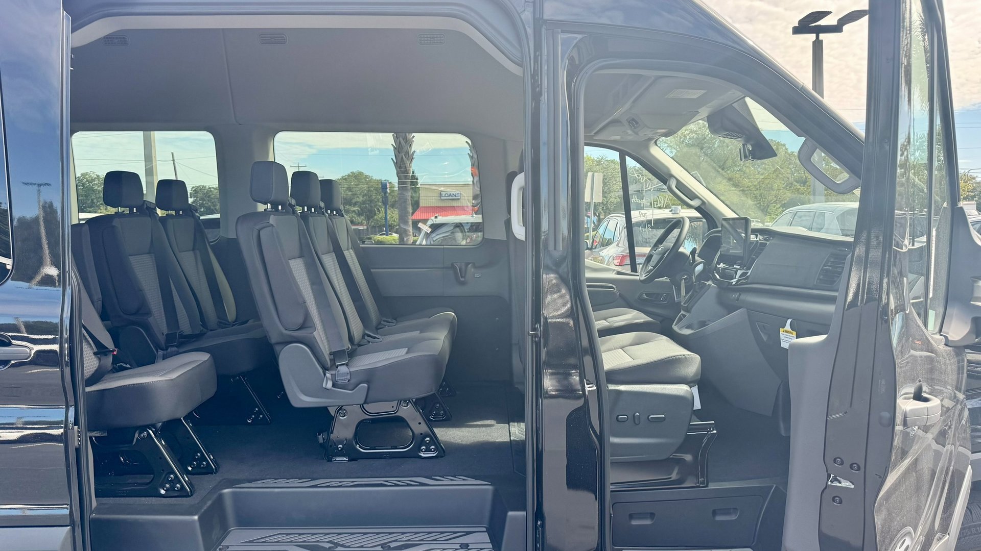 2025 Ford Transit photo 3