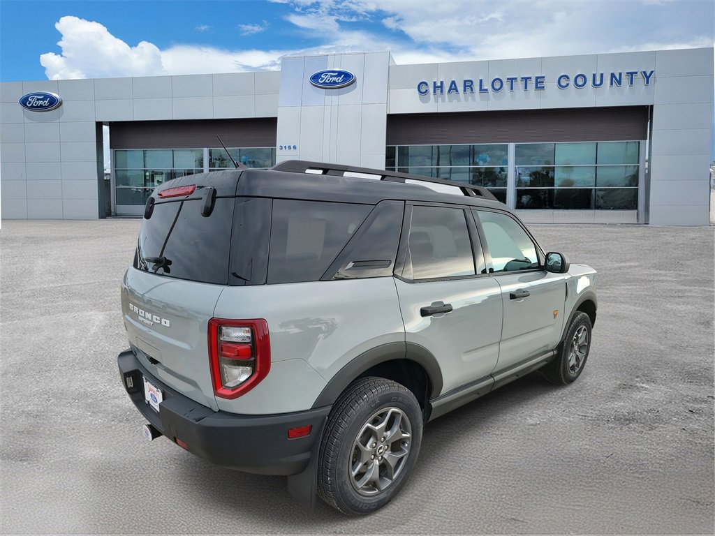 2022 Ford Bronco Sport Badlands photo 3