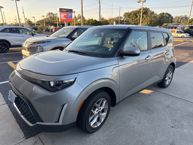 Used 2023 Kia Soul LX with VIN KNDJ23AU2P7883098 for sale in Seminole, FL