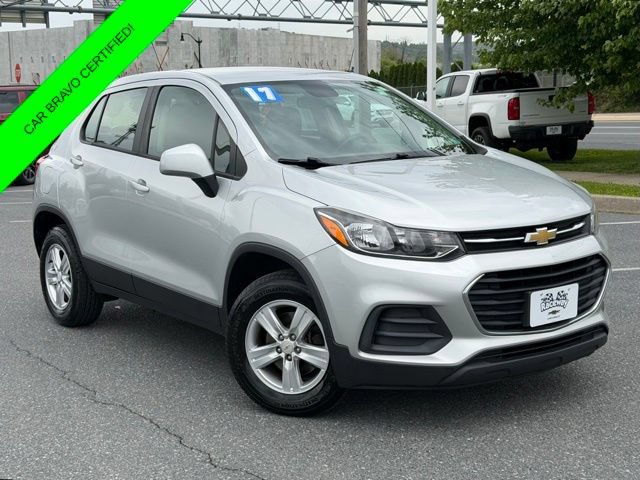 Used 2017 Chevrolet Trax LS with VIN KL7CJNSBXHB117040 for sale in Burlington, NJ
