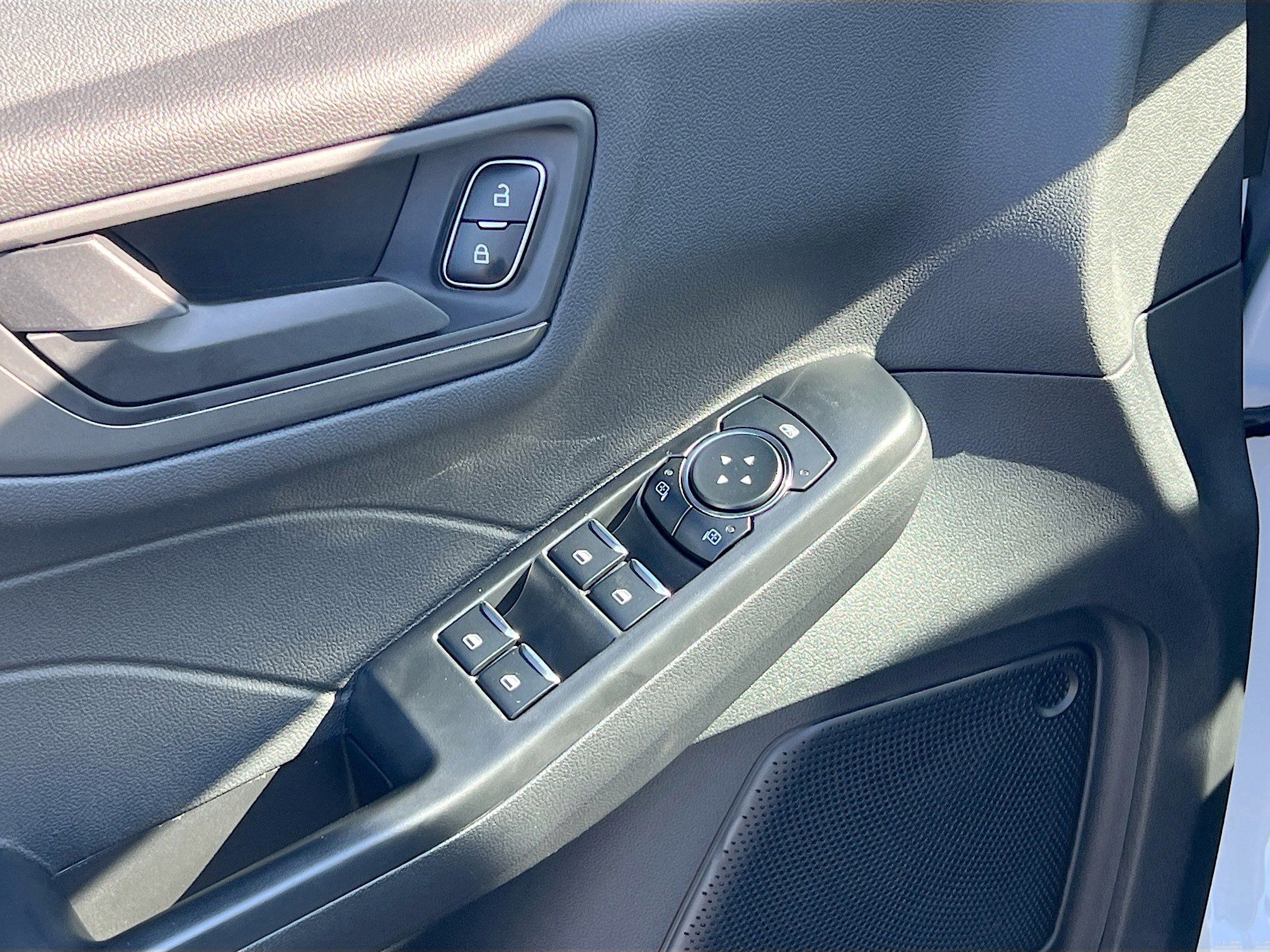 2025 Ford Escape Active photo 12
