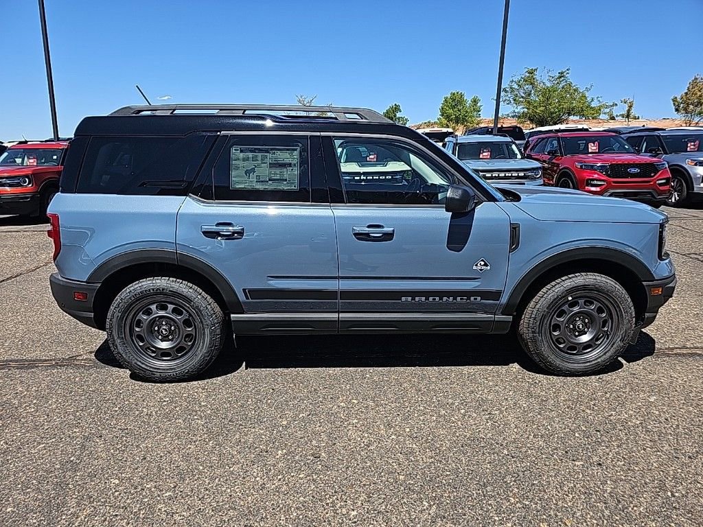 2024 Ford Bronco Sport Outer Banks photo 6