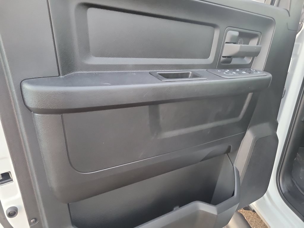 2026 RAM 2500 Tradesman - Photo 16