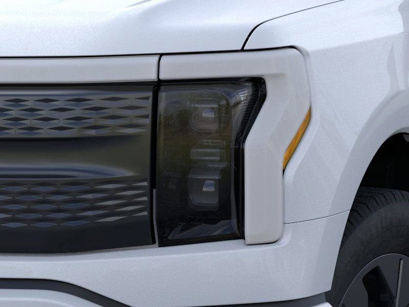 2025 Ford F-150 Lightning Flash - Photo 18