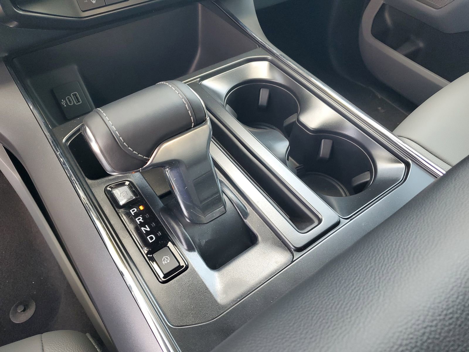 2025 Ford F-150 Lightning Flash - Photo 29