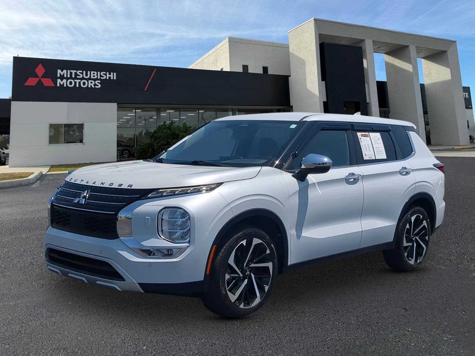 2022 Mitsubishi Outlander SE S-AWC's photo