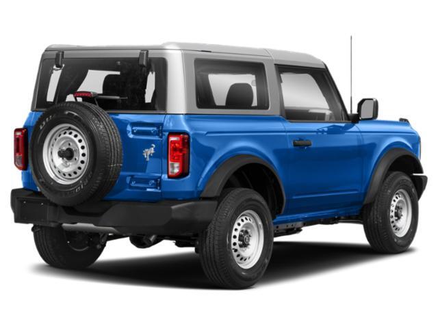 2023 Ford Bronco Outer Banks photo 2