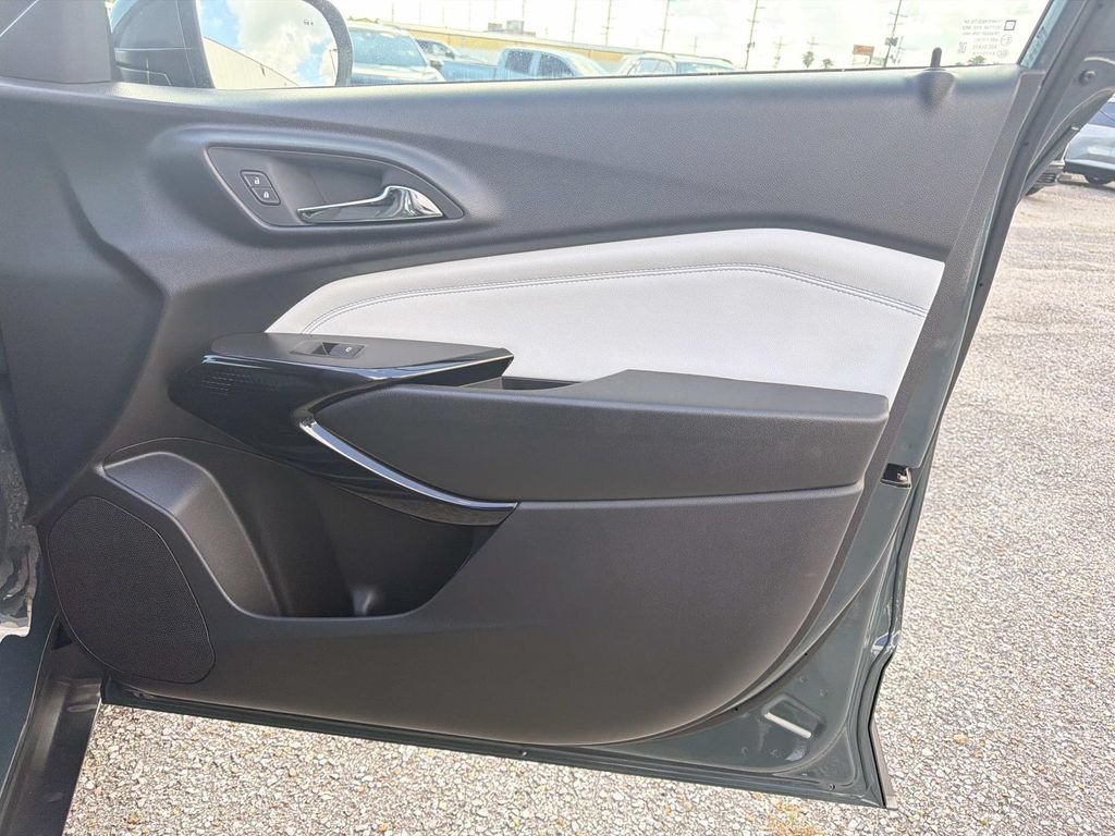 2026 Chevrolet Trax LT - Photo 14