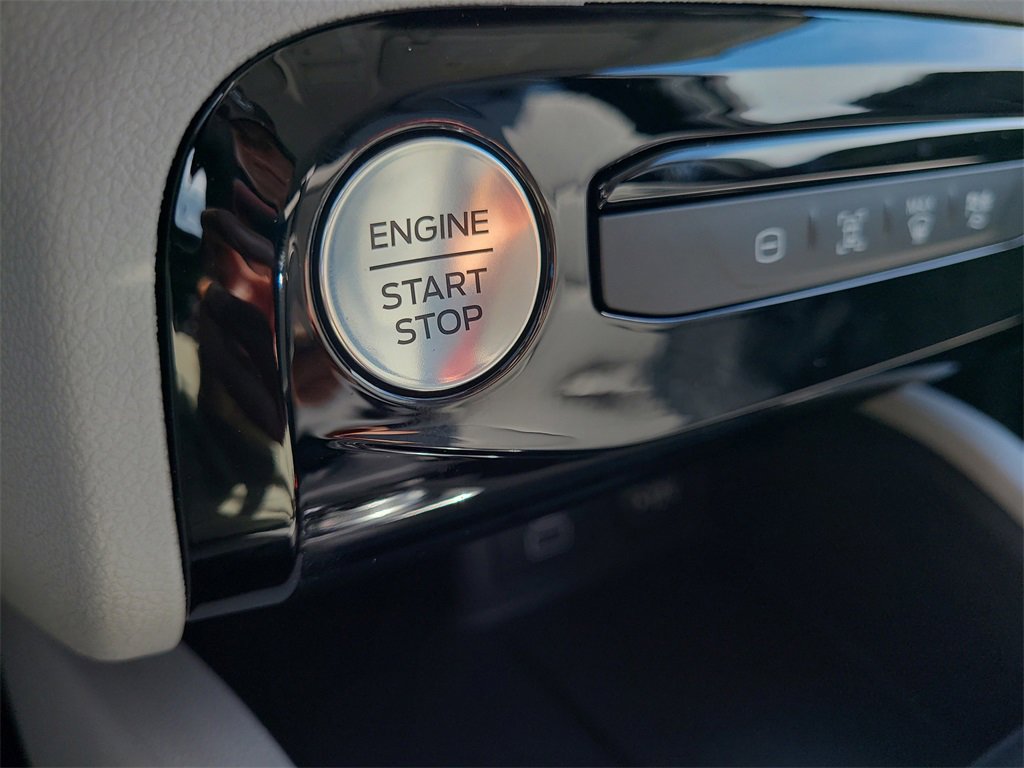 2025 Ford Escape Plug-In Hybrid photo 29