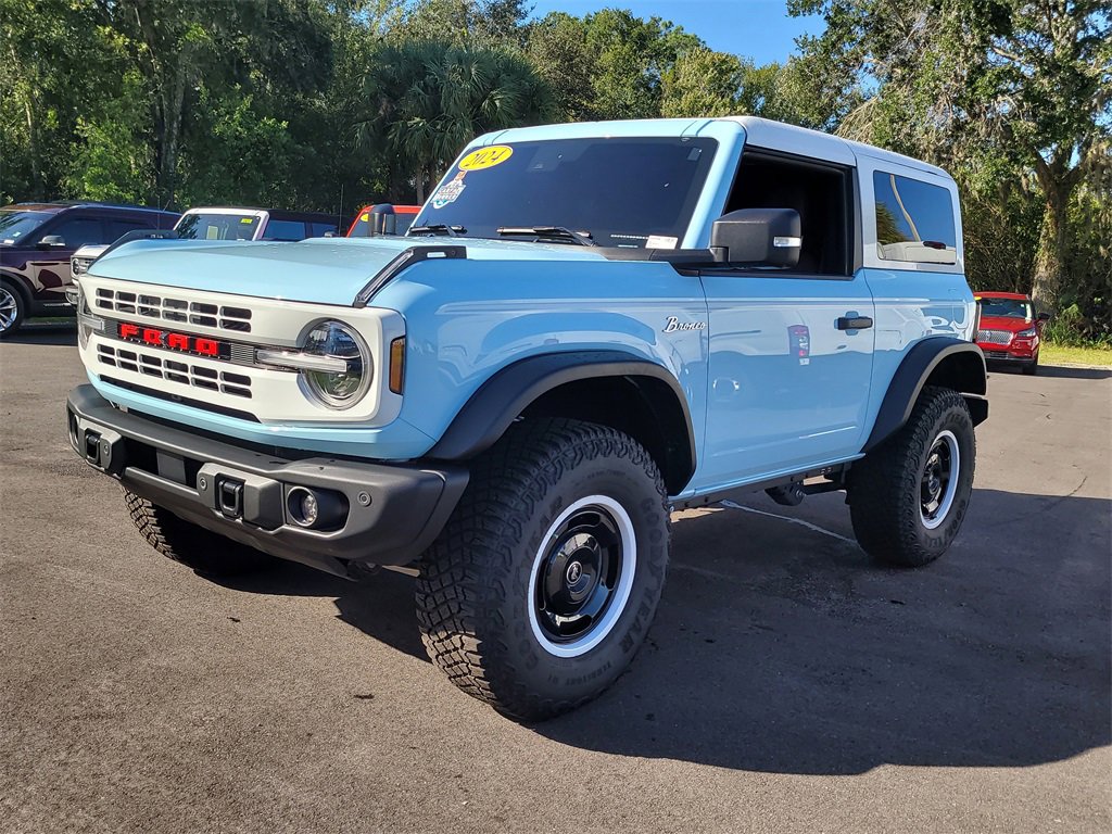 2024 Ford Bronco Heritage Limited First Edition photo 2