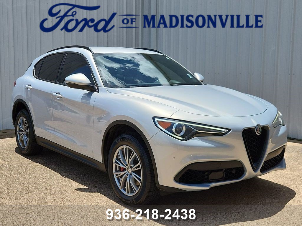 2022 Alfa Romeo Stelvio RWD's photo