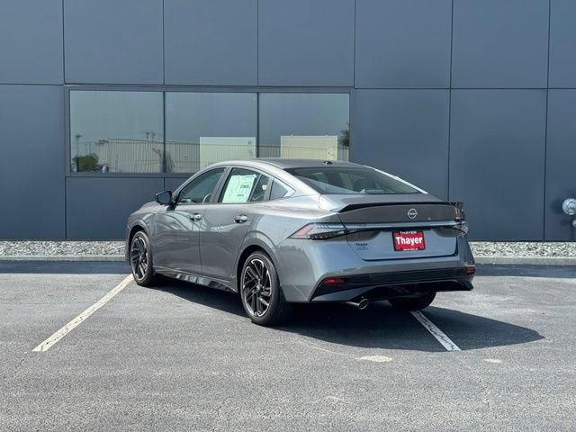 2026 Nissan Sentra SR - Photo 6