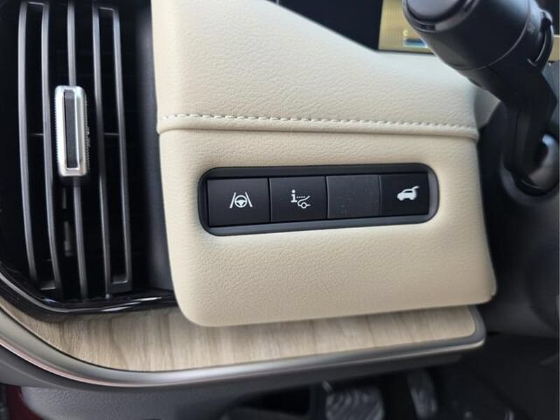 2026 Nissan Armada Platinum - Photo 27