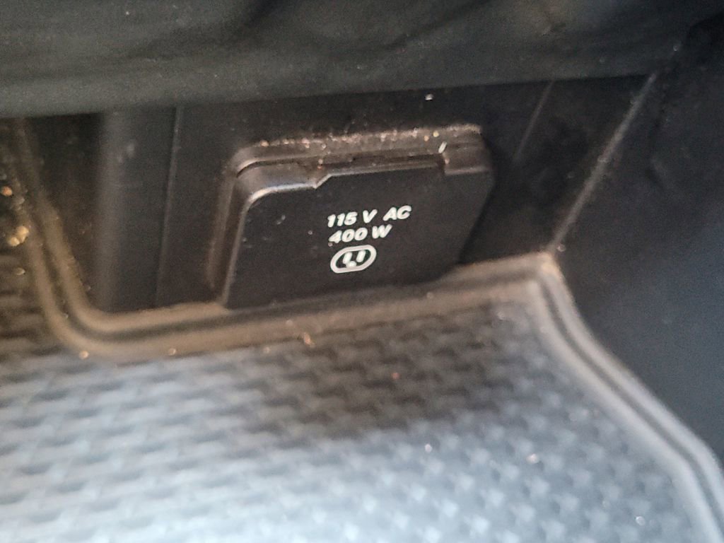 2022 Ram 2500 Laramie photo 24