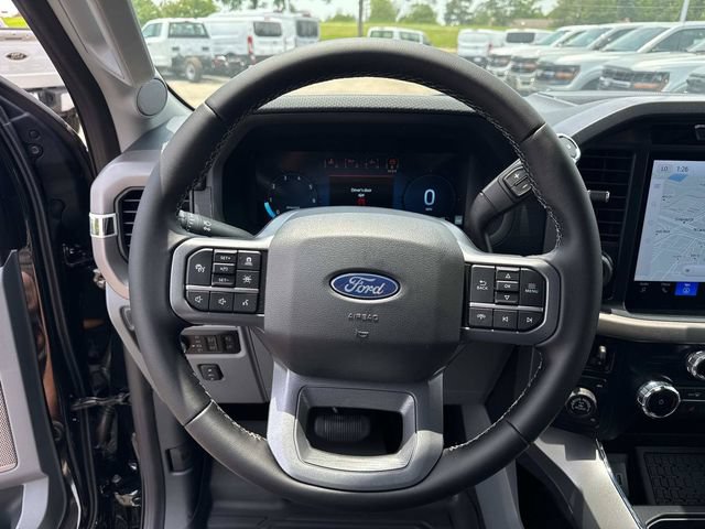 2025 Ford F-150 XLT - Photo 12