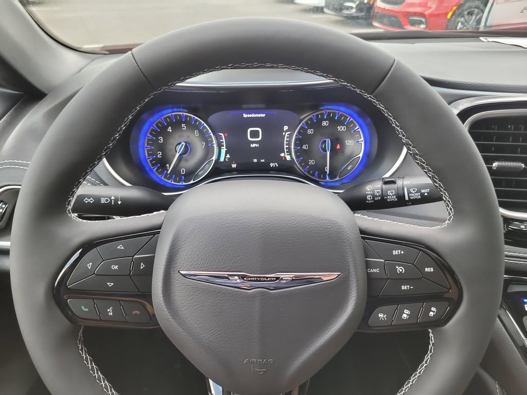 2026 Chrysler Pacifica Limited photo 18