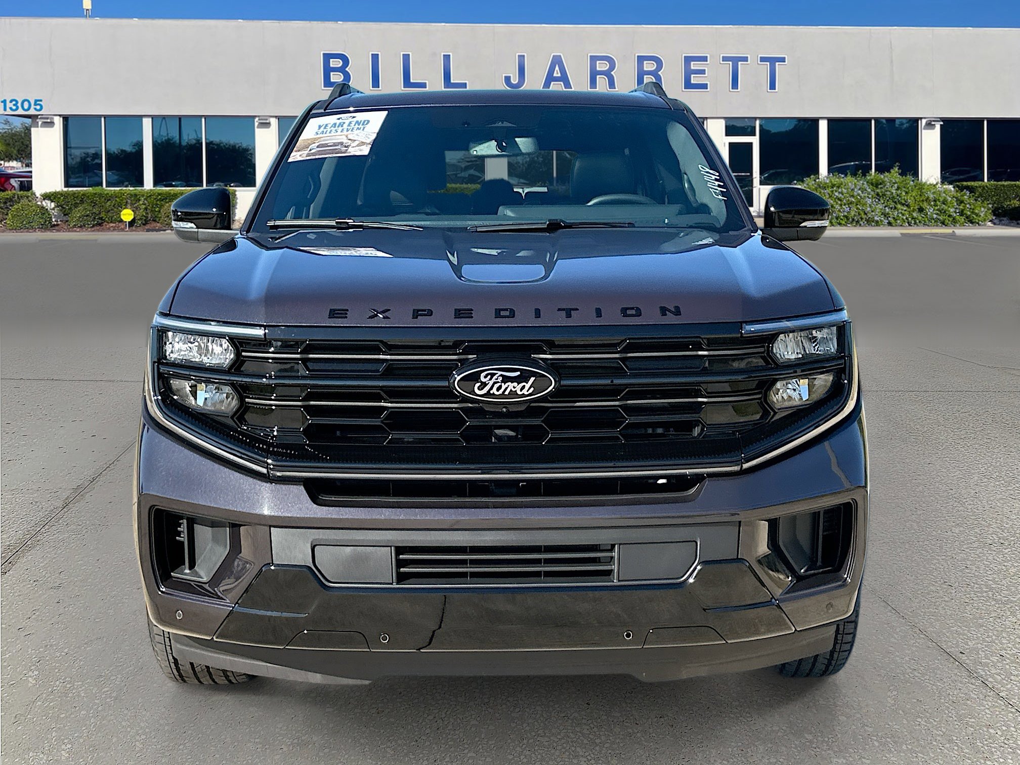 2025 Ford Expedition MAX Platinum photo 2