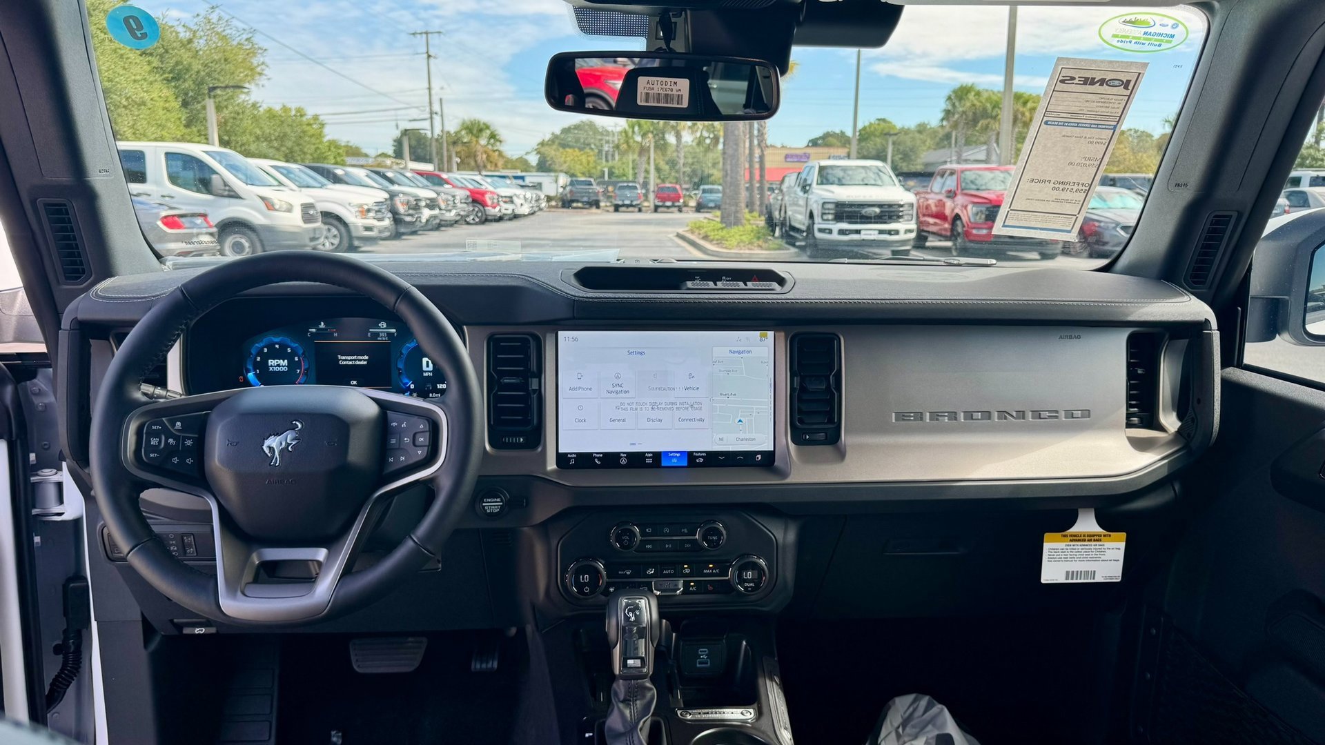 2025 Ford Bronco Outer Banks photo 15
