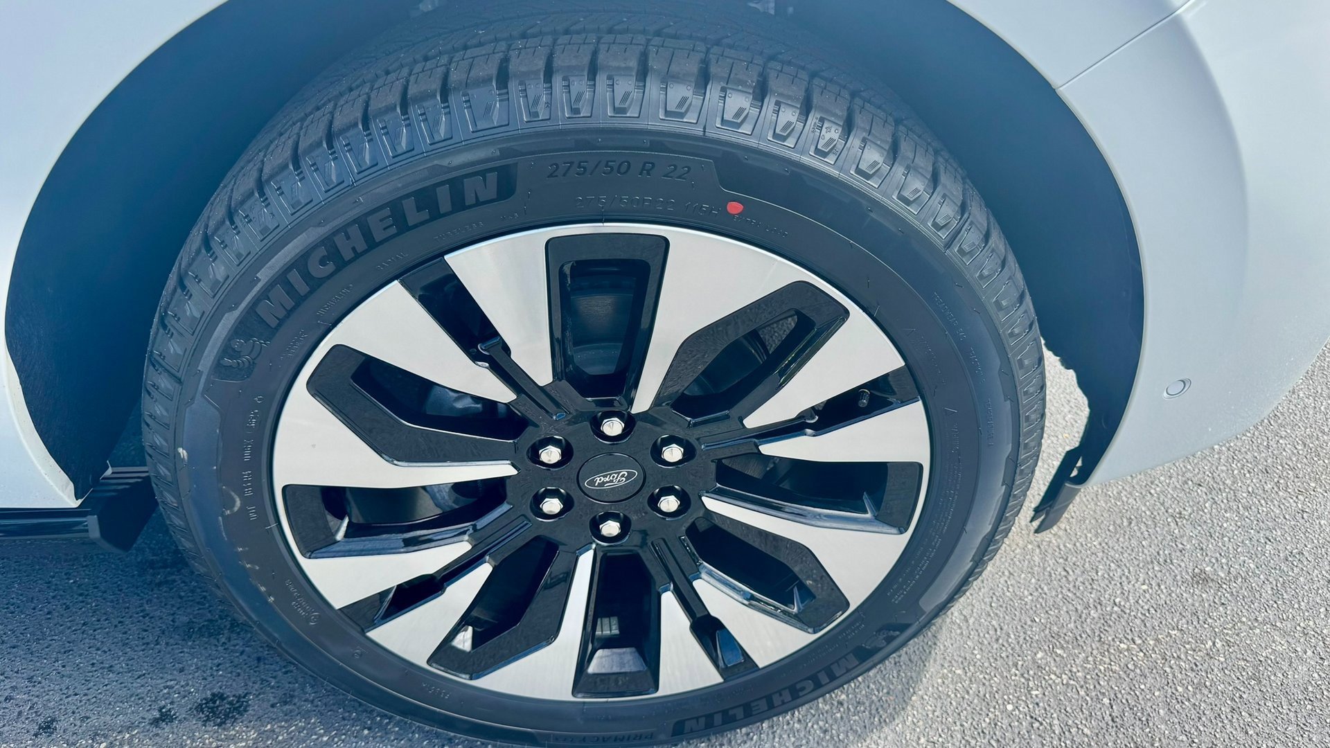 2025 Ford Expedition Platinum photo 4