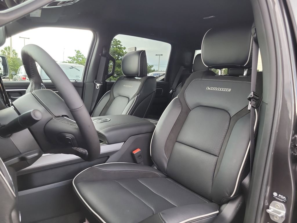 2026 Ram 1500 Laramie photo 15