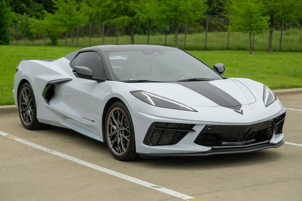 2024 Chevrolet Corvette 2LT photo 11