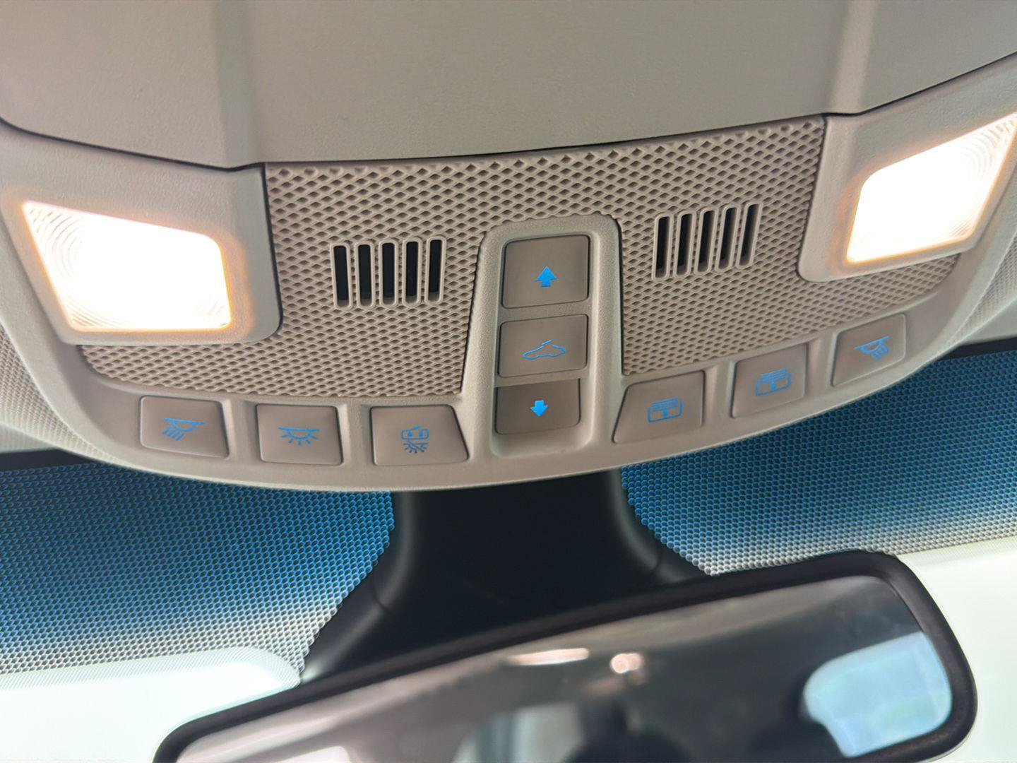 2019 Ford Edge Titanium - Photo 16