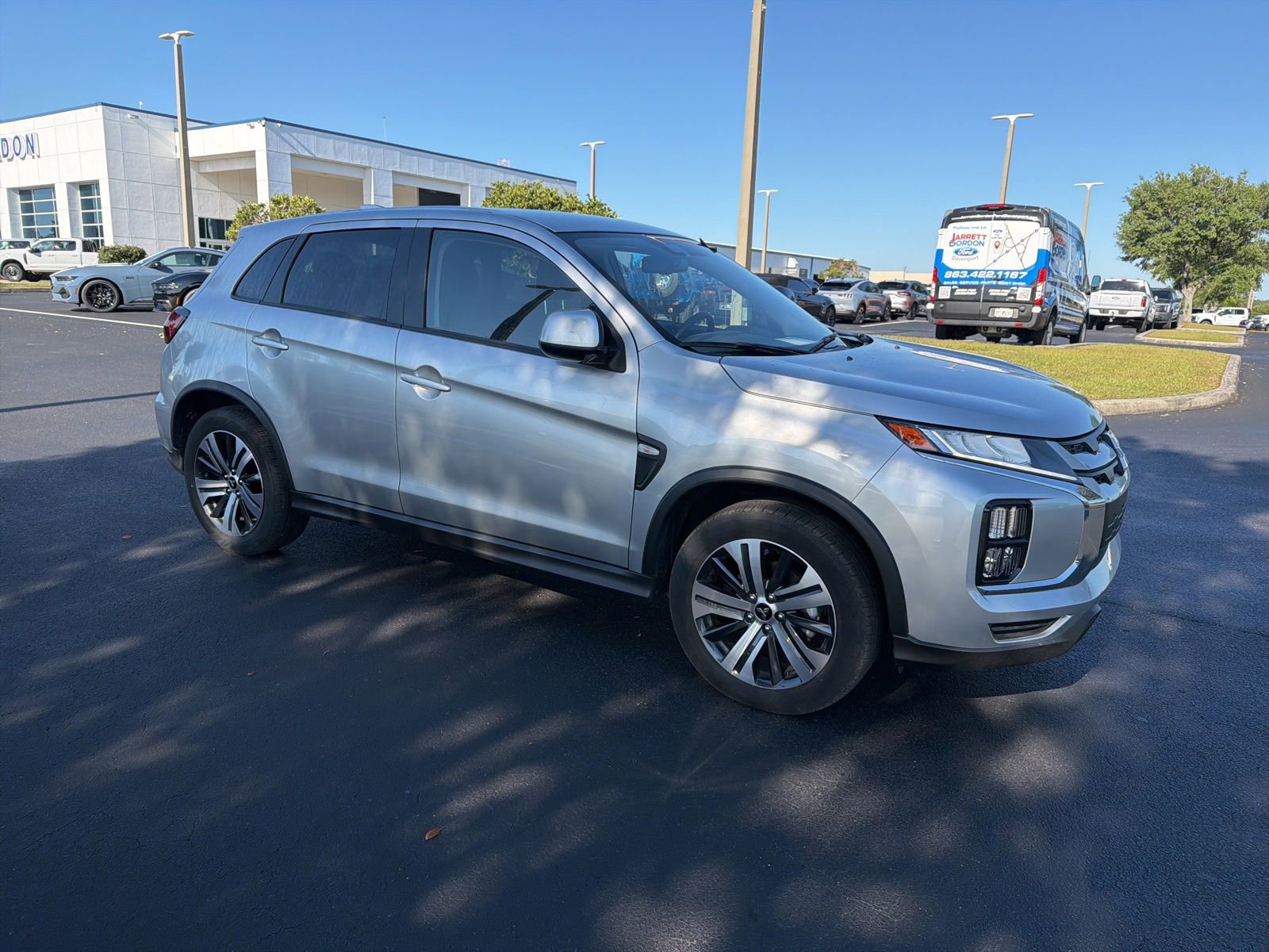 2025 Mitsubishi Outlander Sport 2.0 ES AWC CVT's photo