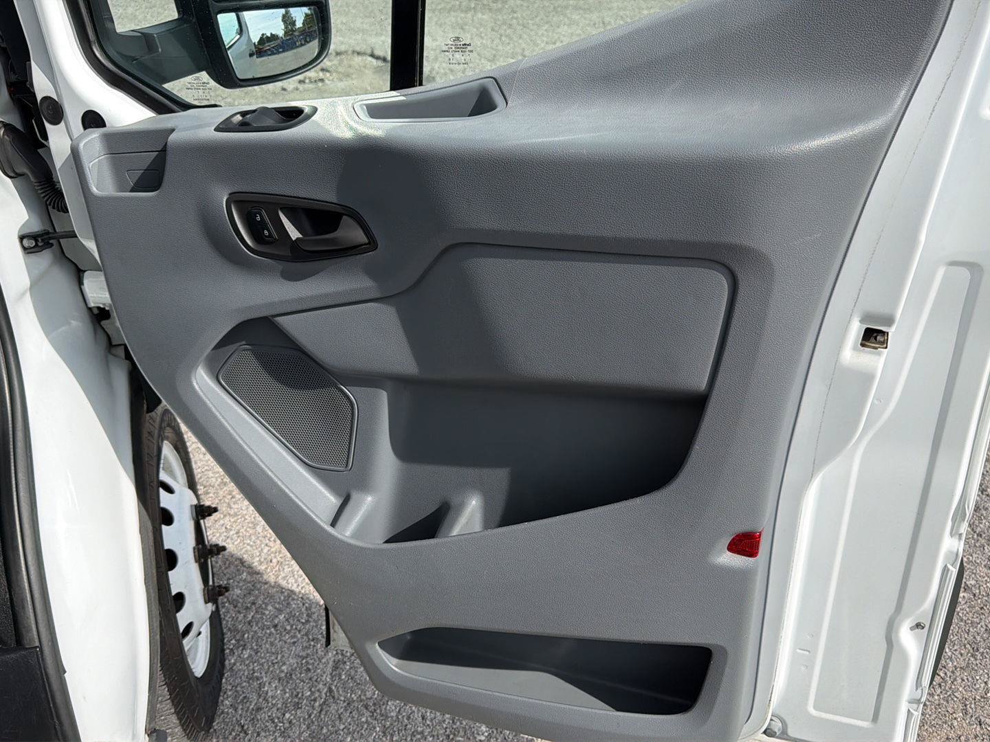 2018 Ford Transit Cutaway Base - Photo 15