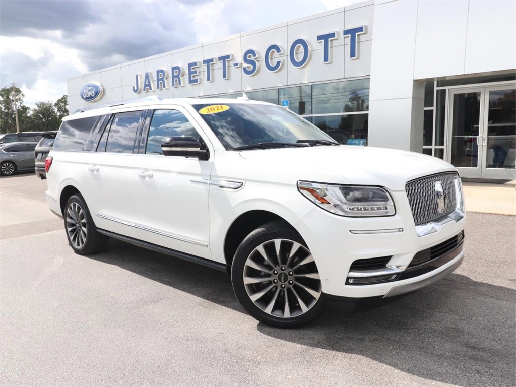 2021 Lincoln Navigator L Reserve photo 2
