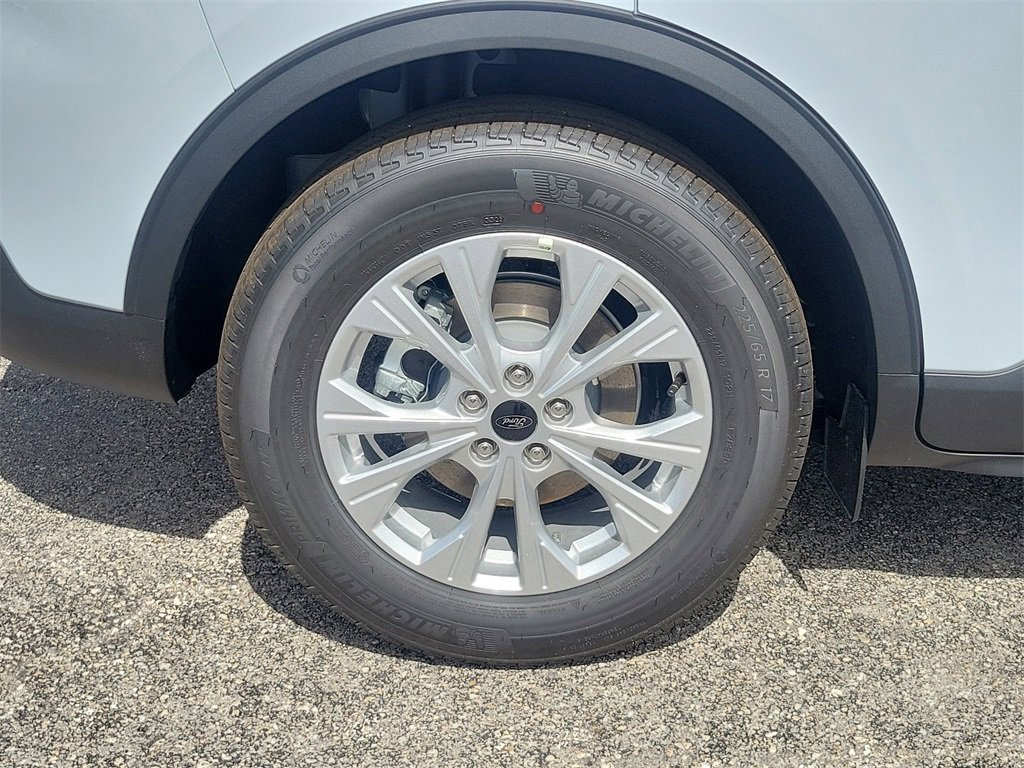 2026 Ford Escape Active photo 3