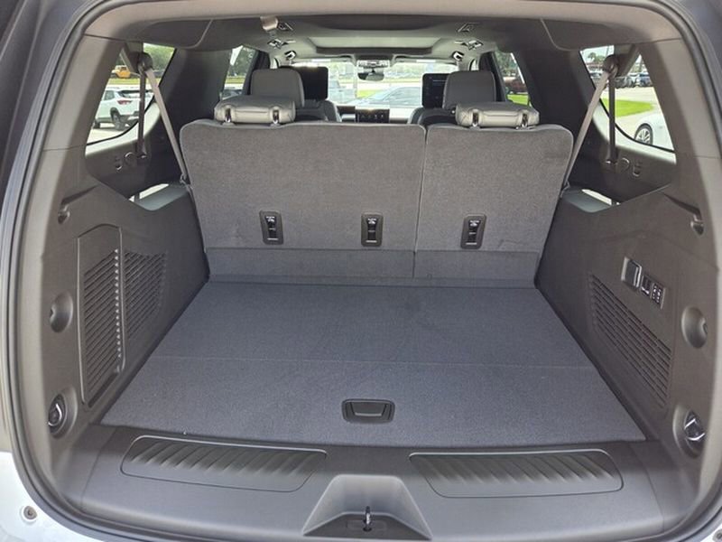 2026 GMC Yukon XL Elevation - Photo 13