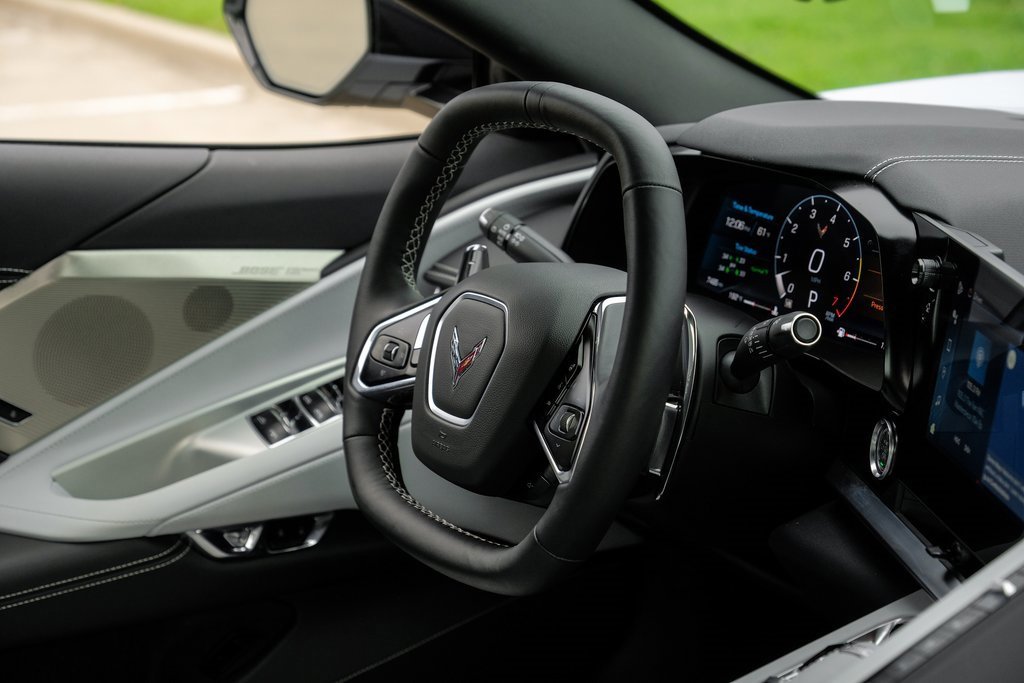 2024 Chevrolet Corvette 2LT photo 23