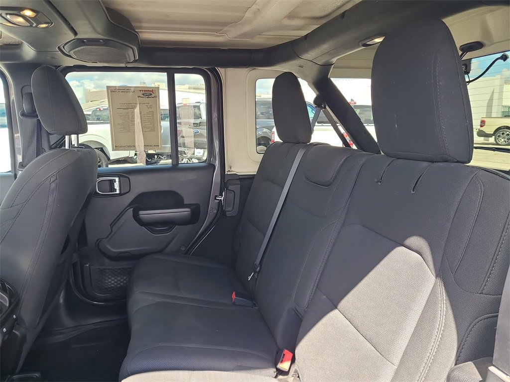 2019 Jeep Wrangler Unlimited Sport S photo 9