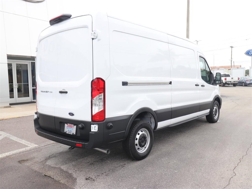 2025 Ford Transit Cargo Van photo 4