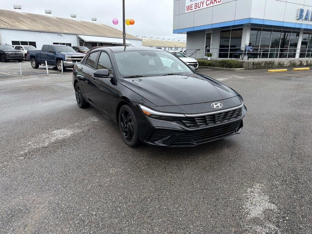 2026 Hyundai Elantra 2.0 SEL Sport IVT's photo
