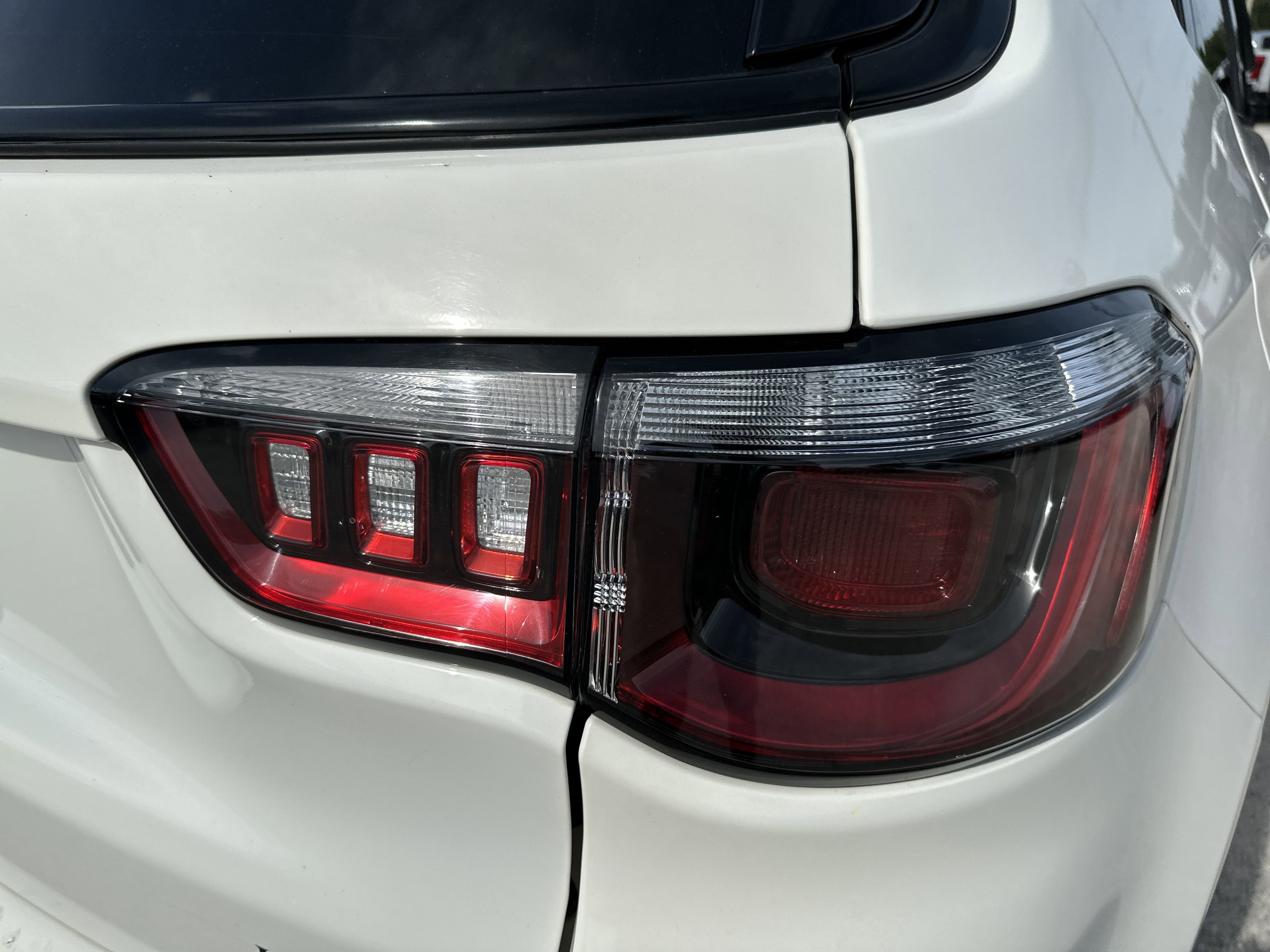 2021 Jeep Compass Altitude photo 3