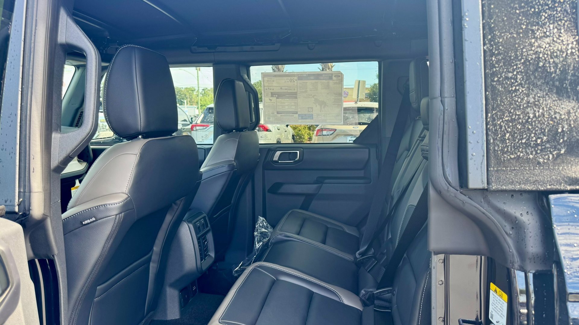 2025 Ford Bronco Outer Banks photo 13