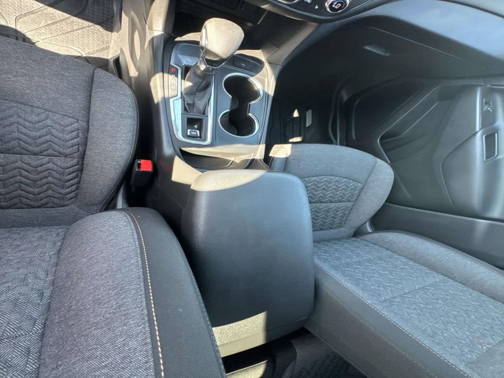 2022 Chevrolet Equinox LT photo 22