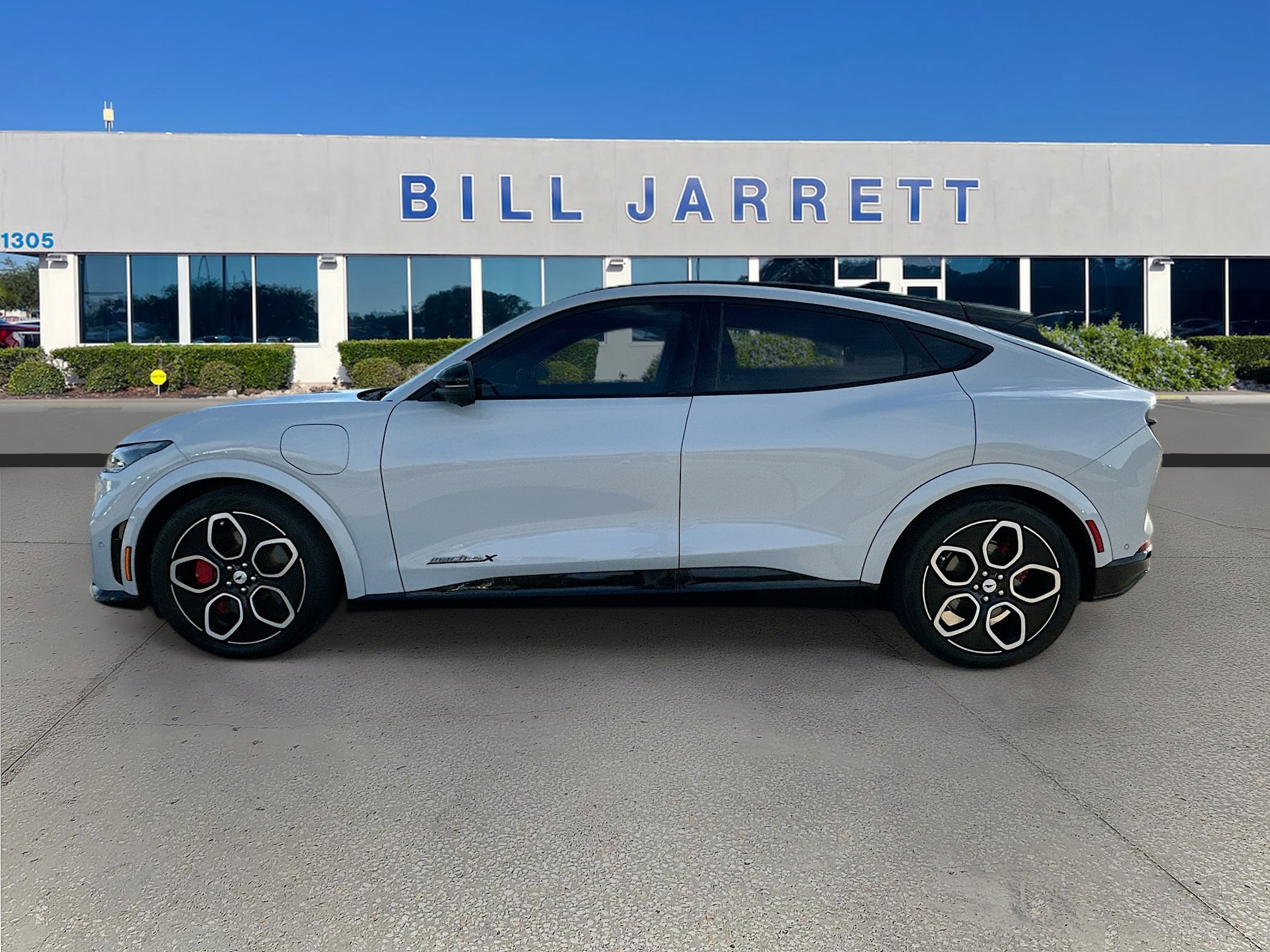 2023 Ford Mustang Mach-E GT photo 4