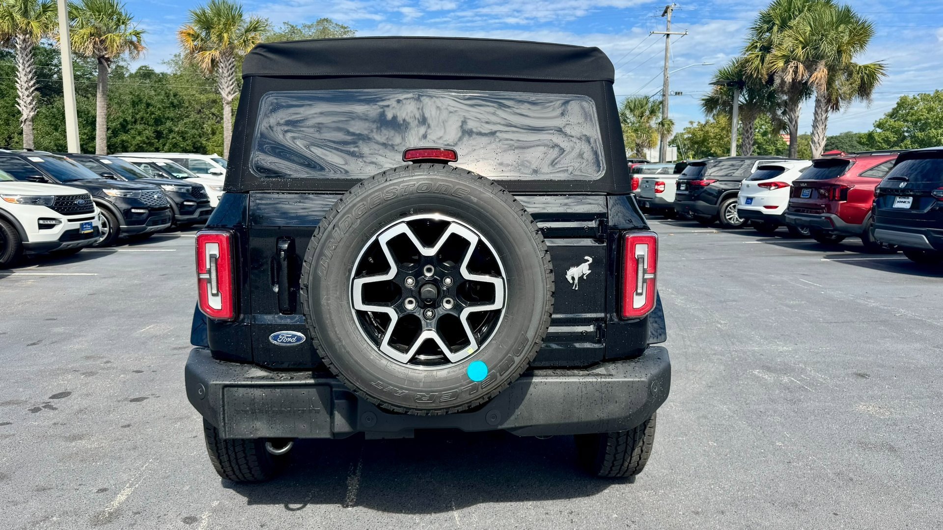 2025 Ford Bronco Outer Banks photo 6