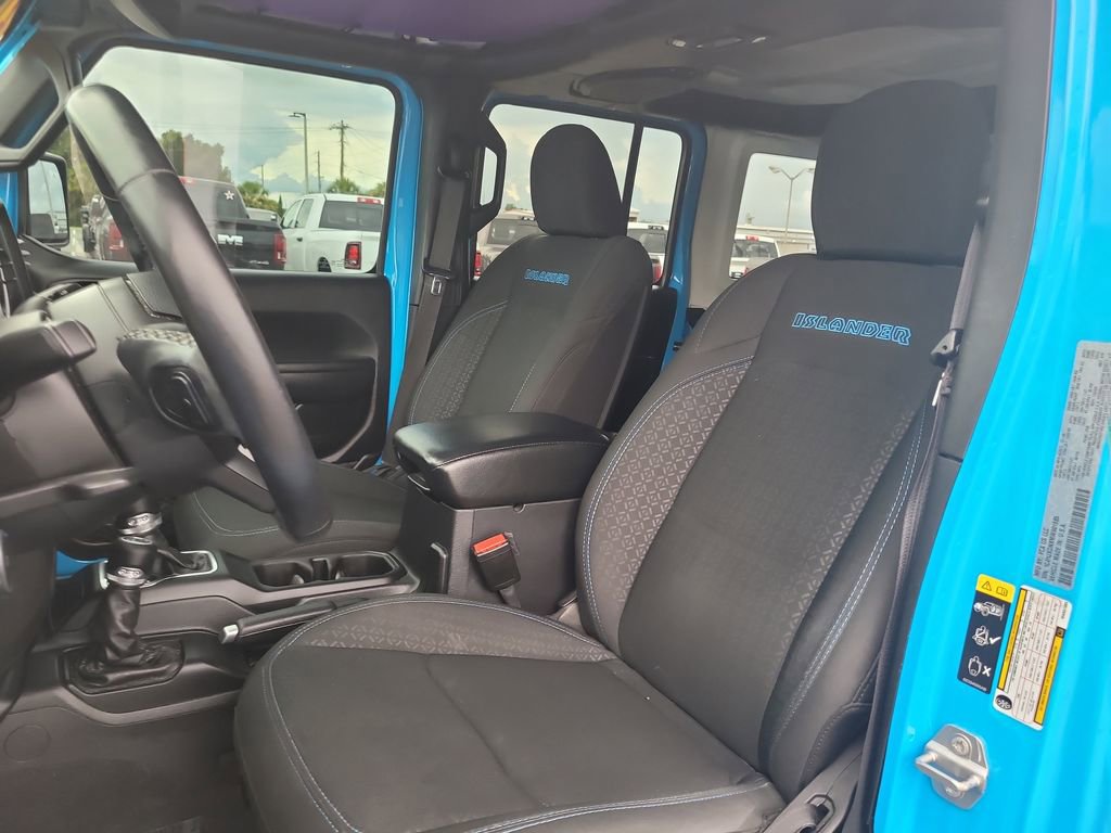 2021 Jeep Wrangler Unlimited Islander photo 14