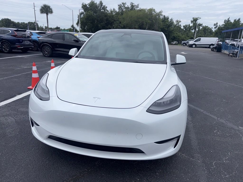 2023 Tesla Model Y Performance Dual Motor All-Wheel Drive's photo
