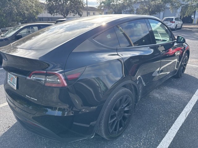 2022 Tesla Model Y Long Range photo 4