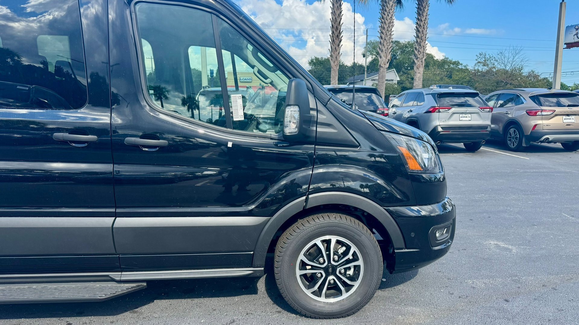2025 Ford Transit photo 3