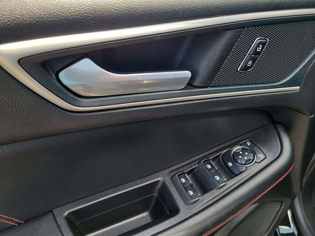 2024 Ford Edge ST-Line - Photo 15